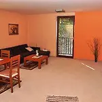 Fatrapark House 2