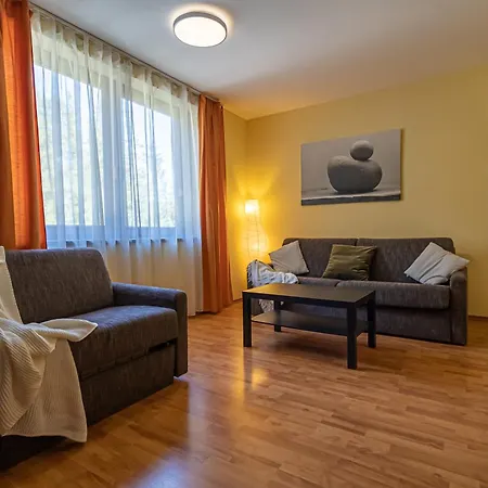 Lejlighedshotel Fatrapark House 2 3*