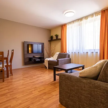 Fatrapark House 2 3*