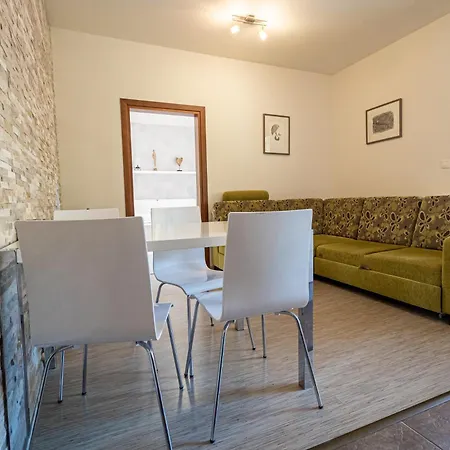 Fatrapark House 2 Hotel apartamentowy Rużomberk