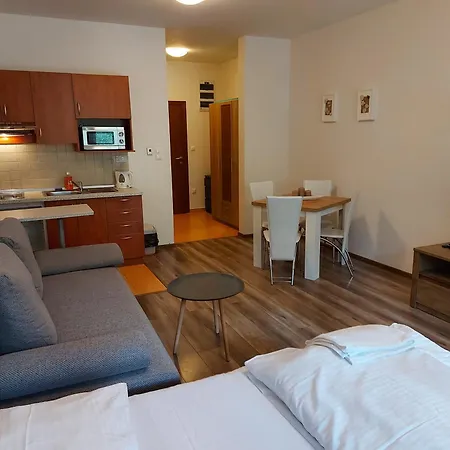 Fatrapark House 2 Hotel apartamentowy 3*