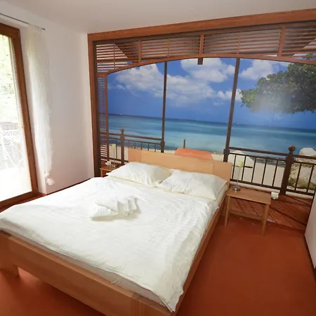 Fatrapark House 2 3*